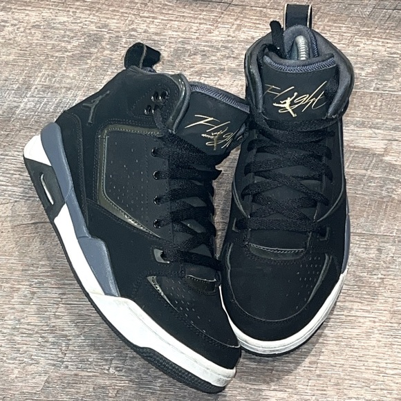 Jordan Other - Jordan Flight Size 5.5